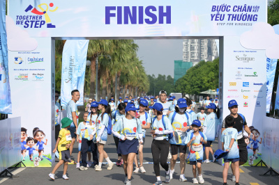 Together We Step - Bước chân gắn kết yêu thương 照片