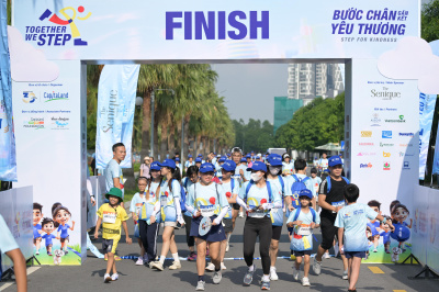 Together We Step - Bước chân gắn kết yêu thương 照片