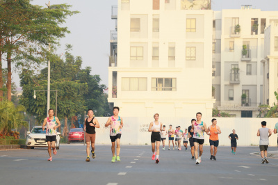 Foto Happy Feet Long Run - The Manor Central Park 20/10/2024
