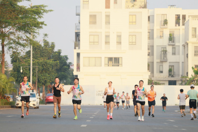 Foto Happy Feet Long Run - The Manor Central Park 20/10/2024