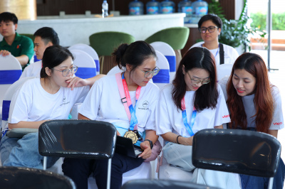 Foto 5000 Bước Chân Hạnh Phúc