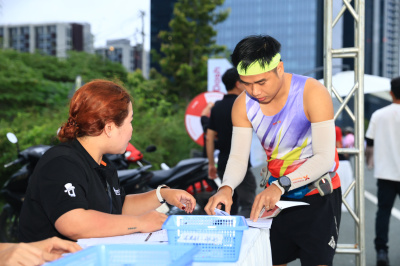 ภาพ 2024 MoMo Fun Dash