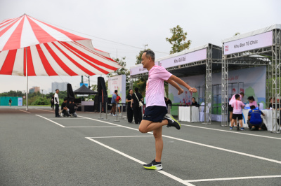 ภาพ 2024 MoMo Fun Dash