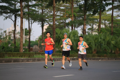 Foto Happy Feet Long Run - The Manor Central Park 02/11/2024