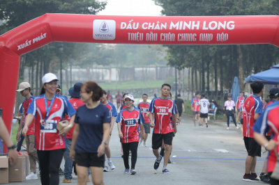 Foto DẤU CHÂN MINH LONG