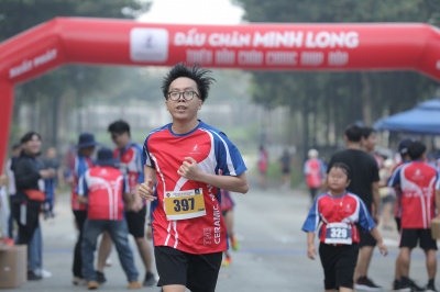 Foto DẤU CHÂN MINH LONG