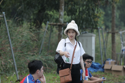 Foto DẤU CHÂN MINH LONG