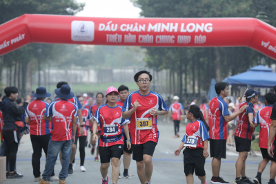 Foto DẤU CHÂN MINH LONG