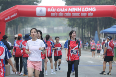 Foto DẤU CHÂN MINH LONG