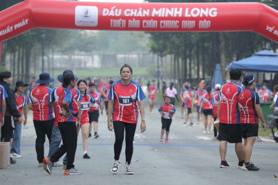 Foto DẤU CHÂN MINH LONG