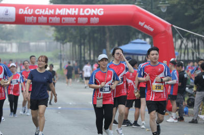 Foto DẤU CHÂN MINH LONG