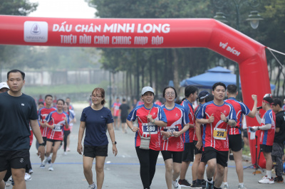 Foto DẤU CHÂN MINH LONG