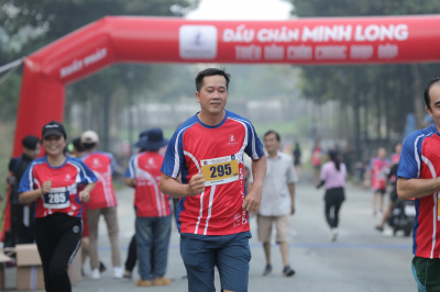 Foto DẤU CHÂN MINH LONG