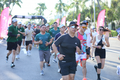 Foto CHARITY RUN: NEWBORNS VIETNAM RUNOUT