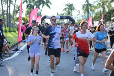 Foto CHARITY RUN: NEWBORNS VIETNAM RUNOUT
