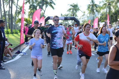 Foto CHARITY RUN: NEWBORNS VIETNAM RUNOUT