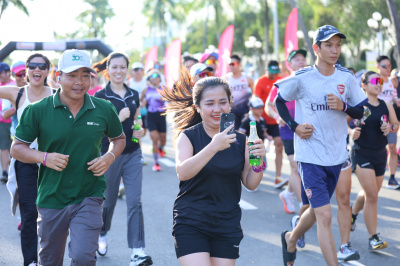Foto CHARITY RUN: NEWBORNS VIETNAM RUNOUT