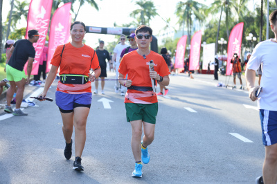 Foto CHARITY RUN: NEWBORNS VIETNAM RUNOUT