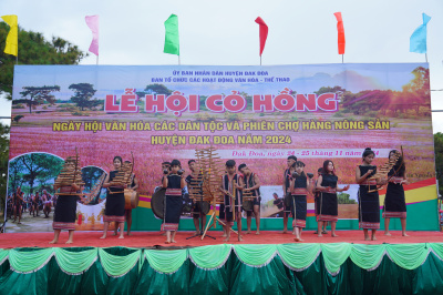 Photo GIẢI CHẠY ĐỒNG HÀNH CÙNG DI SẢN VĂN HOÁ ĐỊA PHƯƠNG - ĐĂK ĐOA