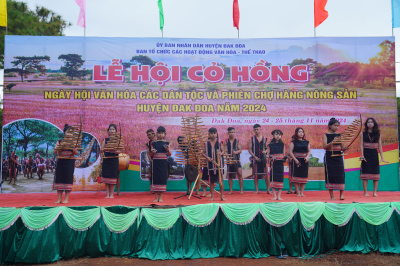 Photo GIẢI CHẠY ĐỒNG HÀNH CÙNG DI SẢN VĂN HOÁ ĐỊA PHƯƠNG - ĐĂK ĐOA