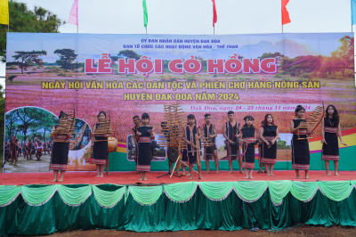 Photo GIẢI CHẠY ĐỒNG HÀNH CÙNG DI SẢN VĂN HOÁ ĐỊA PHƯƠNG - ĐĂK ĐOA