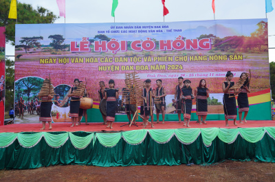 Photo GIẢI CHẠY ĐỒNG HÀNH CÙNG DI SẢN VĂN HOÁ ĐỊA PHƯƠNG - ĐĂK ĐOA