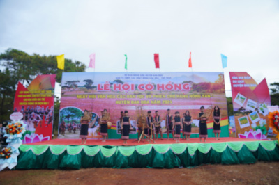 Photo GIẢI CHẠY ĐỒNG HÀNH CÙNG DI SẢN VĂN HOÁ ĐỊA PHƯƠNG - ĐĂK ĐOA