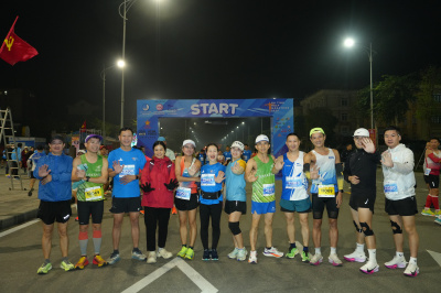 Ha Tinh Half Marathon 2024 照片