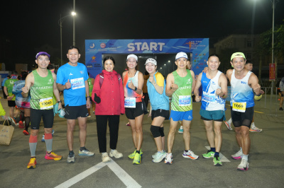 Ha Tinh Half Marathon 2024 照片