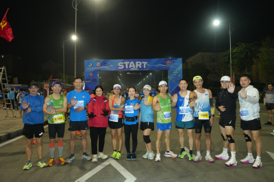 Ha Tinh Half Marathon 2024 照片