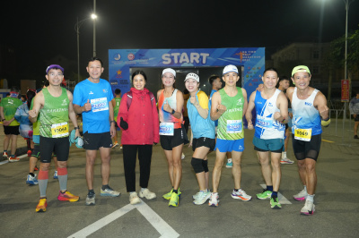 Ha Tinh Half Marathon 2024 照片