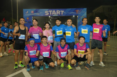 Ha Tinh Half Marathon 2024 照片