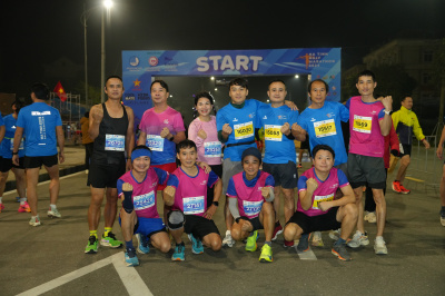 Ha Tinh Half Marathon 2024 照片
