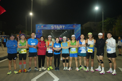 Ha Tinh Half Marathon 2024 照片
