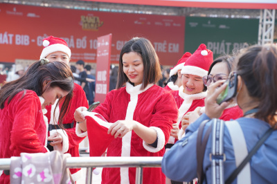 Giải chạy Santa Home 2024 照片