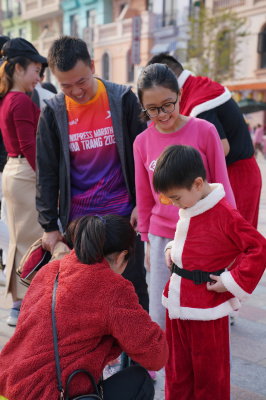 Giải chạy Santa Home 2024 照片