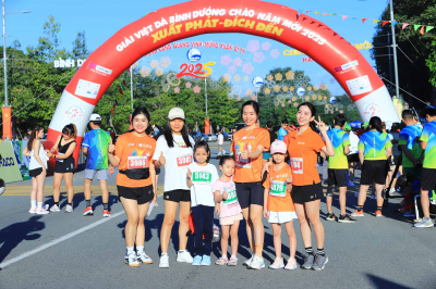 Foto Giải Việt Dã Bình Dương - Chào Năm Mới 2025