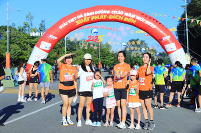 Foto Giải Việt Dã Bình Dương - Chào Năm Mới 2025