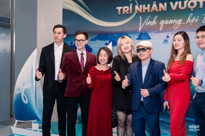 Foto Year End Party CEOHN8