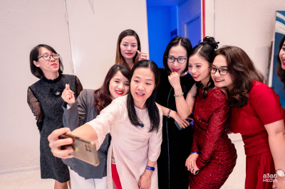 Foto Year End Party CEOHN8
