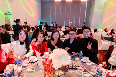 Foto Year End Party CEOHN8