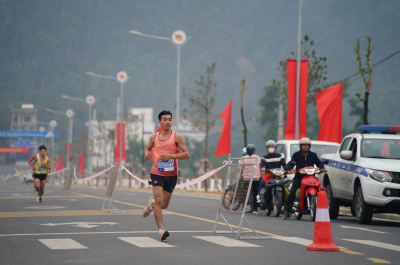 ภาพ Con Son Kiep Bac International Marathon 2025