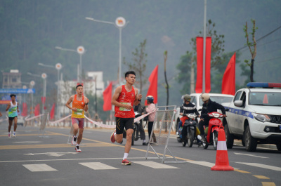 ภาพ Con Son Kiep Bac International Marathon 2025
