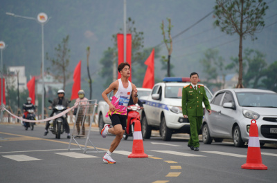 ภาพ Con Son Kiep Bac International Marathon 2025