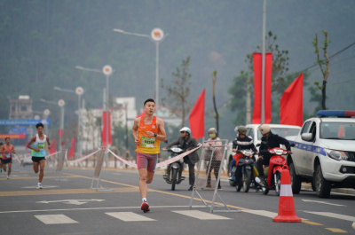 ภาพ Con Son Kiep Bac International Marathon 2025