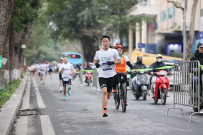 Photo Giải chạy "Toàn dân tiết kiệm năng lượng hưởng ứng Giờ Trái đất năm 2025"