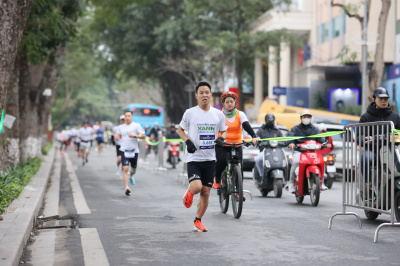 Photo Giải chạy "Toàn dân tiết kiệm năng lượng hưởng ứng Giờ Trái đất năm 2025"