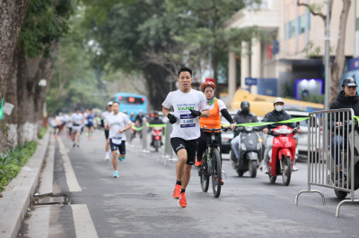 Photo Giải chạy "Toàn dân tiết kiệm năng lượng hưởng ứng Giờ Trái đất năm 2025"