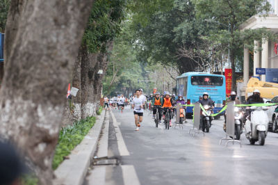 Photo Giải chạy "Toàn dân tiết kiệm năng lượng hưởng ứng Giờ Trái đất năm 2025"