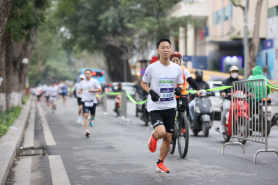 Photo Giải chạy "Toàn dân tiết kiệm năng lượng hưởng ứng Giờ Trái đất năm 2025"
